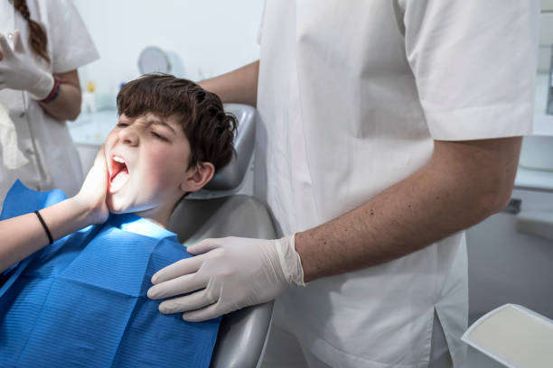 Best Weekend Emergency Dentist in Elkader, IA